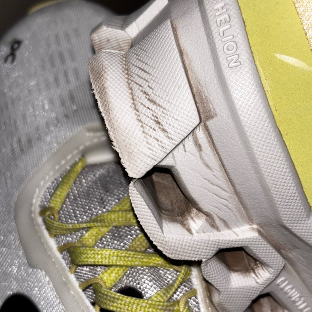 On Cloudmonster 2 running shoes in Undyed/Zest WSZ9,5 - Picture 2 of 15